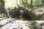 Pont sur le ruisseau des Genêts, près du moulin des Salesses - carte